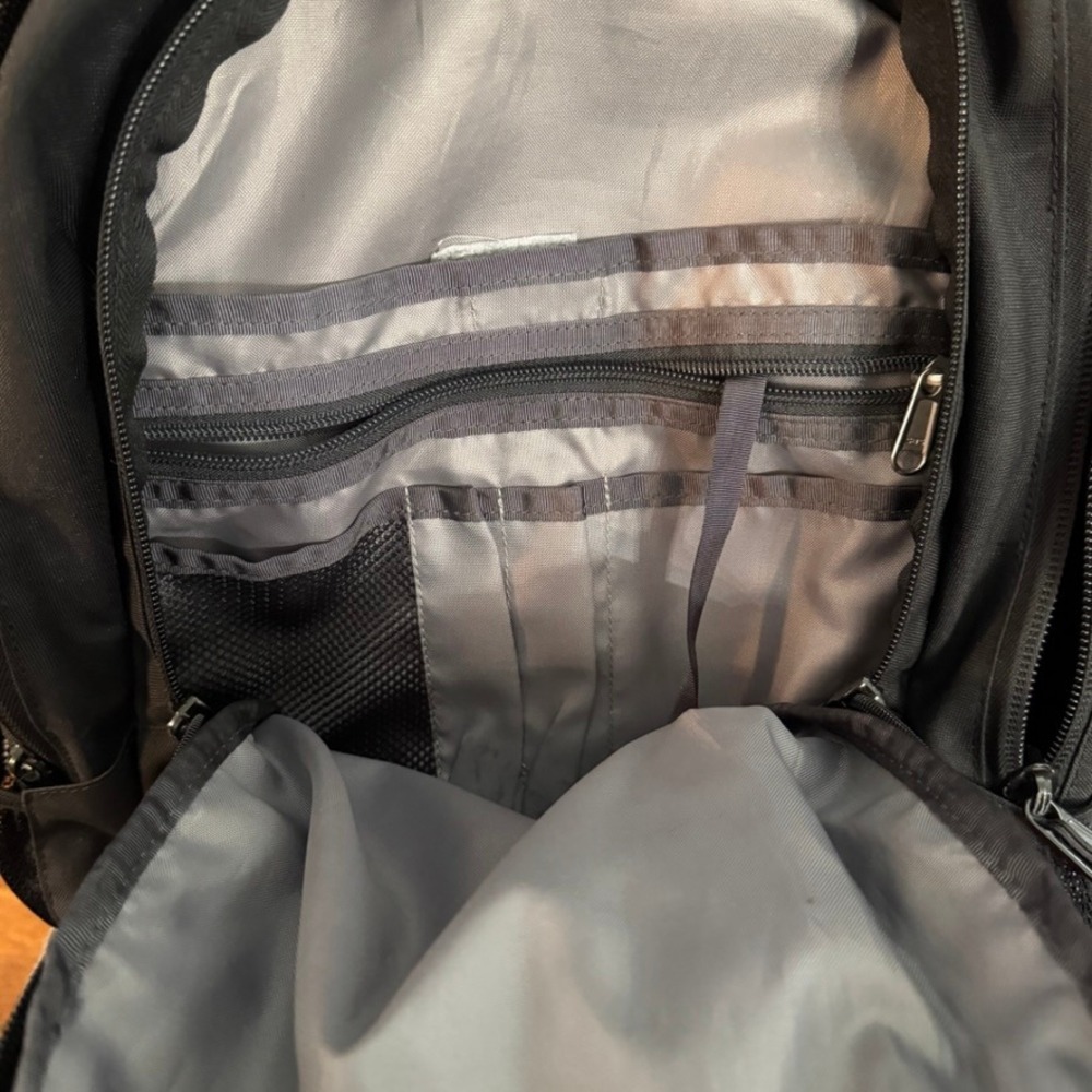 The North Face Groundwork Backpack Black FlexVent Laptop Bag Golub Capital - Picture 10 of 13
